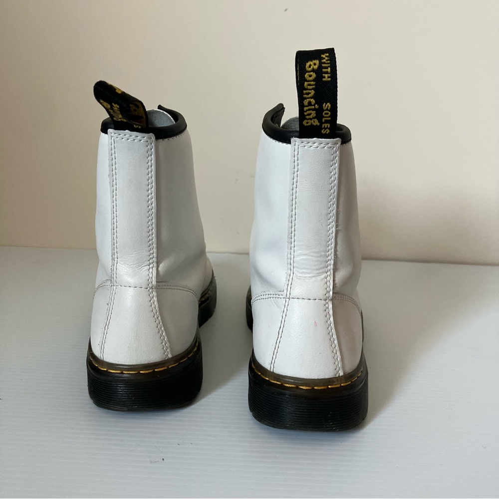 Dr. Martens Women’s Zavala White Combat Boots size 6 - Picture 8 of 11